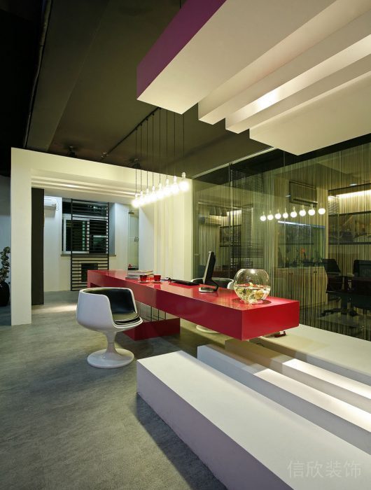 南山科技園現代辦公室裝修設計 南山科技園現代辦公室裝修設計