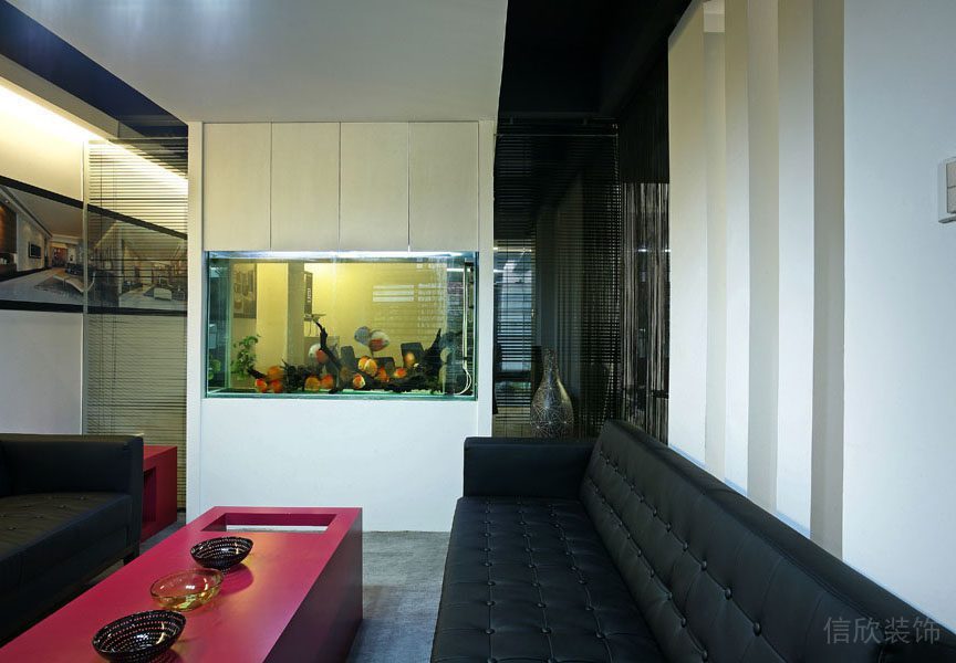 南山科技園現代辦公室裝修設計 南山科技園現代辦公室裝修設計