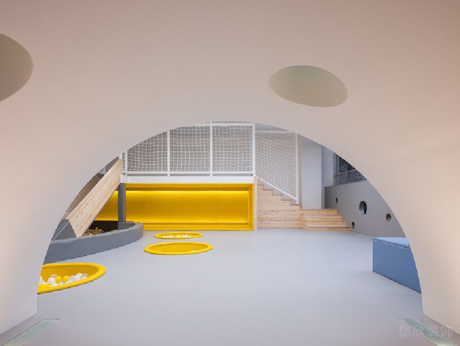 弧形門面休息區(qū)設(shè)計