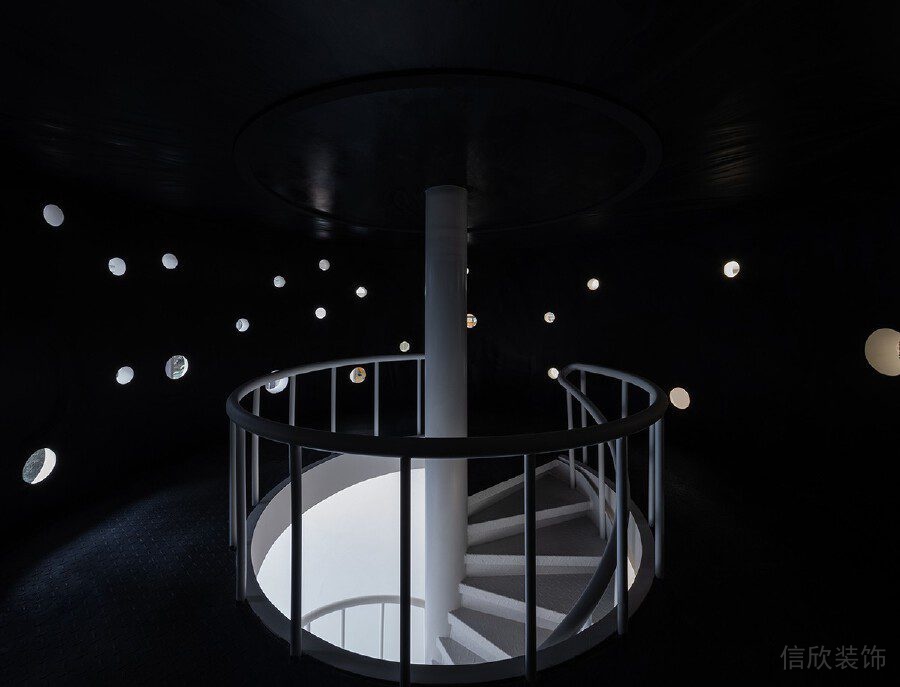 暗黑風(fēng)環(huán)形扶梯設(shè)計