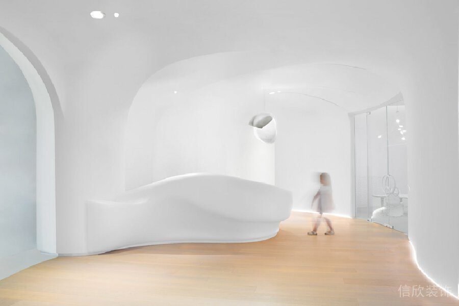 木質(zhì)地板機構(gòu)裝修設計簡約純白前臺區(qū)