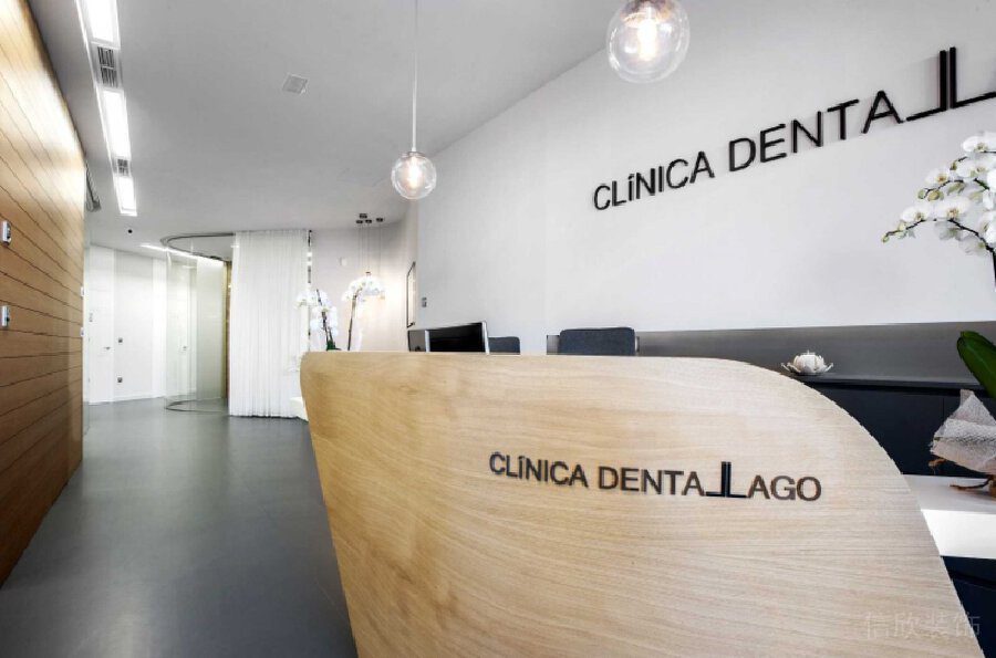 原木風(fēng)裝修設(shè)計(jì)前臺(tái)區(qū)辦公室pvc地板效果