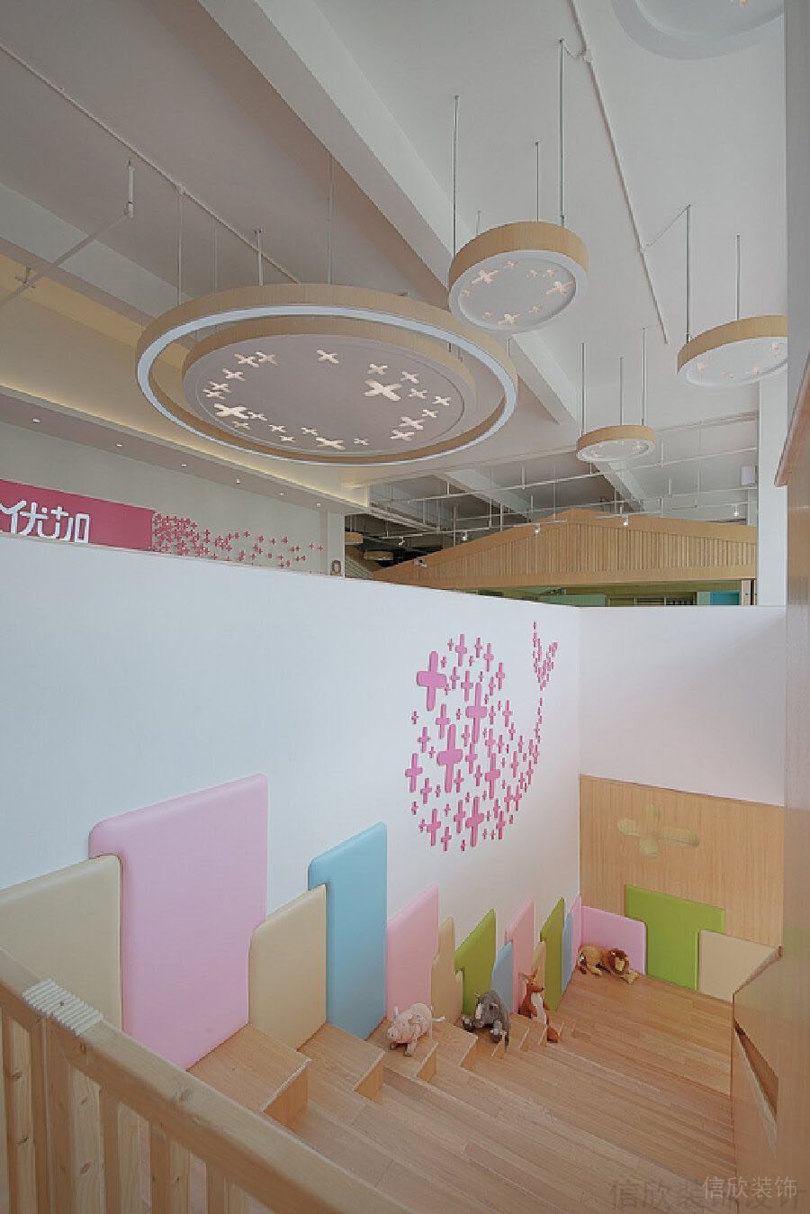 廣州花都早教中心裝修設(shè)計_信欣幼兒園學(xué)校裝修設(shè)計