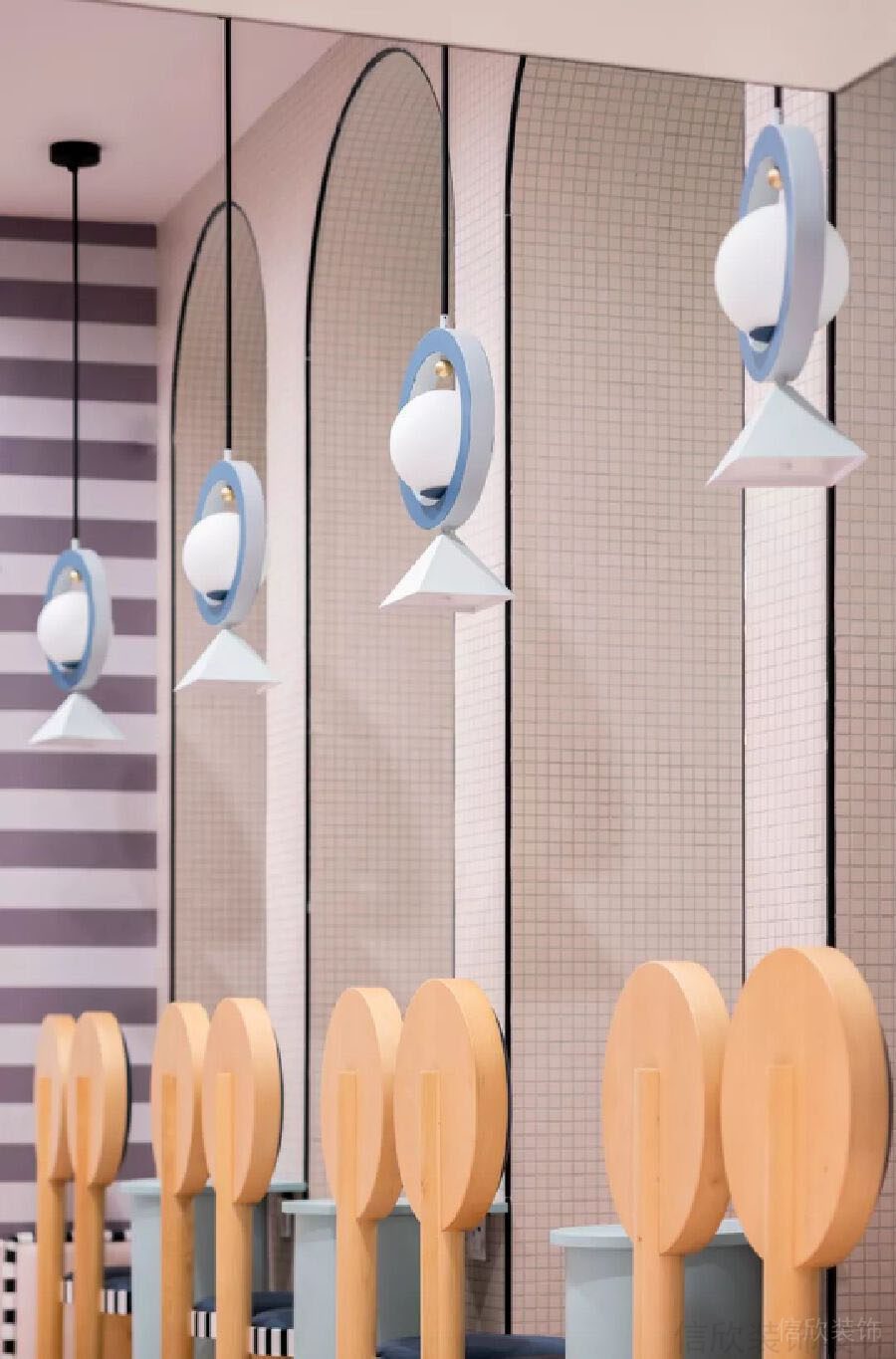 拱形裝修設(shè)計黑色邊框天花設(shè)計圖