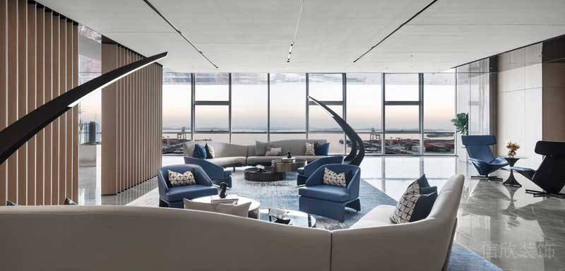 面朝大海的洽談區(qū)域