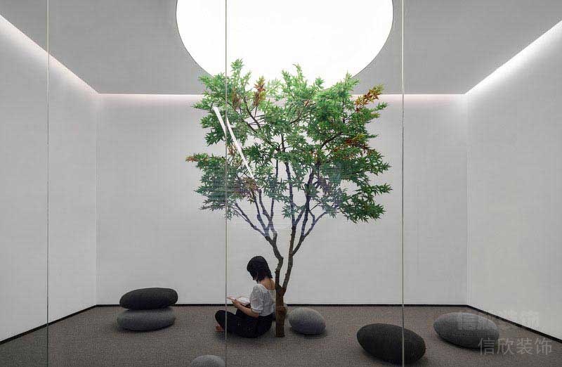 辦公室現(xiàn)代風室內(nèi)景觀區(qū)效果圖