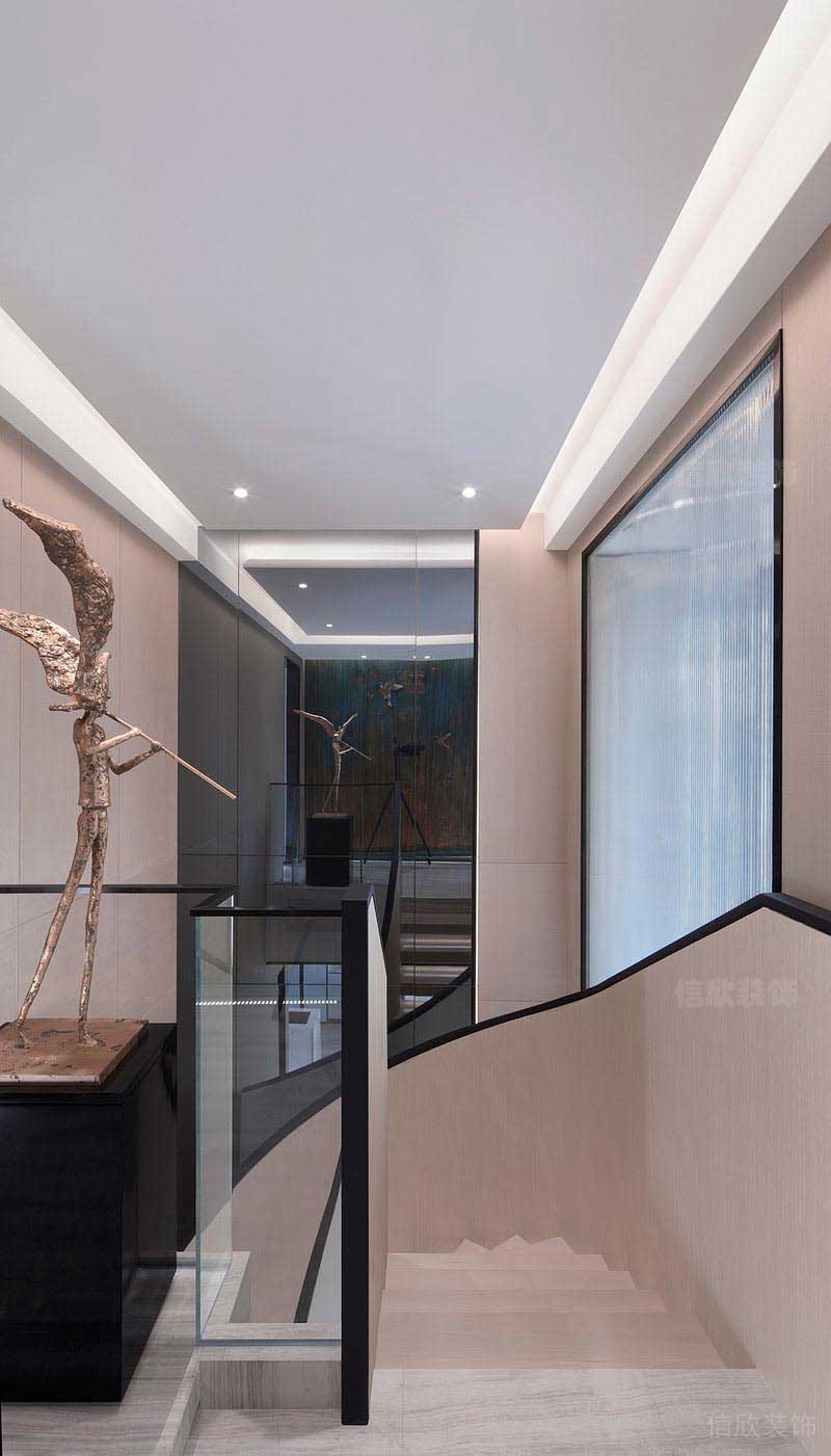 辦公室現(xiàn)代簡約風玻璃樓梯效果圖