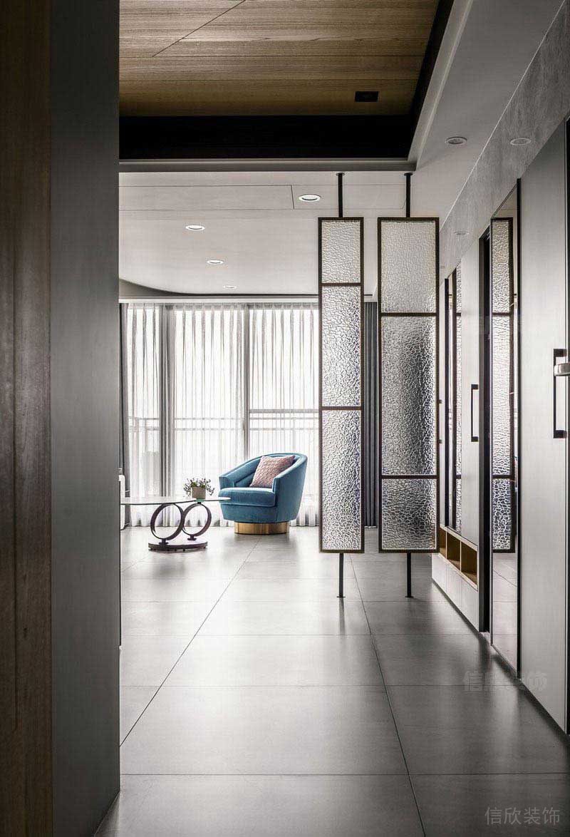 辦公室現(xiàn)代簡約風玻璃藝術(shù)隔斷效果圖