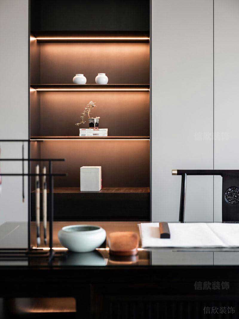 辦公室新中式風(fēng)書桌效果圖