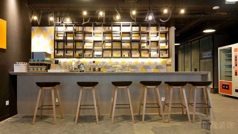 北歐工業風餐廳空間吧臺吧椅