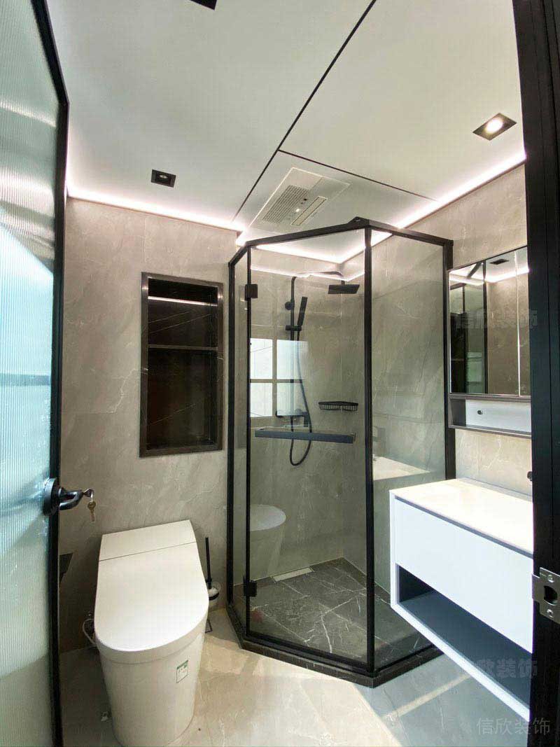 二手房改造現(xiàn)代簡約風衛(wèi)生間效果圖 (3)