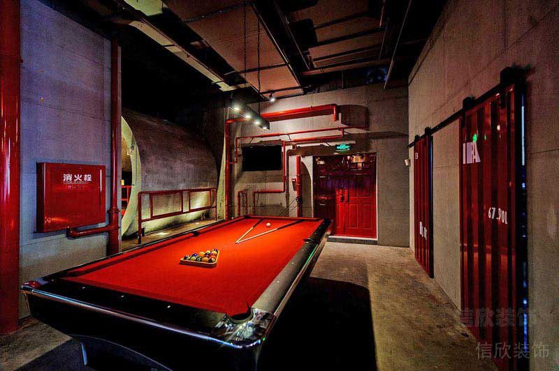 工業風餐廳娛樂區