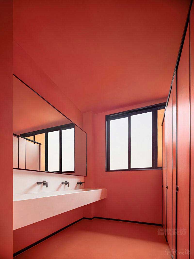 極簡風(fēng)格辦公室紅色主題衛(wèi)生間