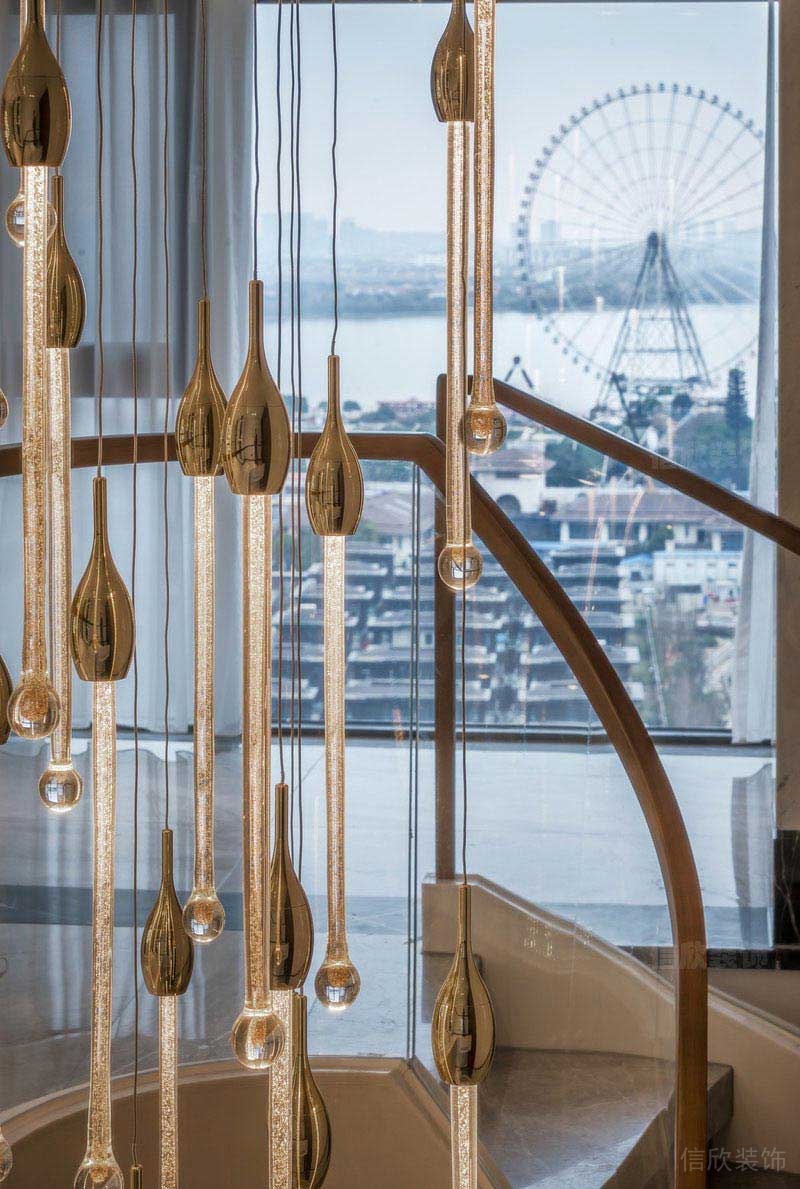 金屬與水晶搭配的藝術(shù)吊頂