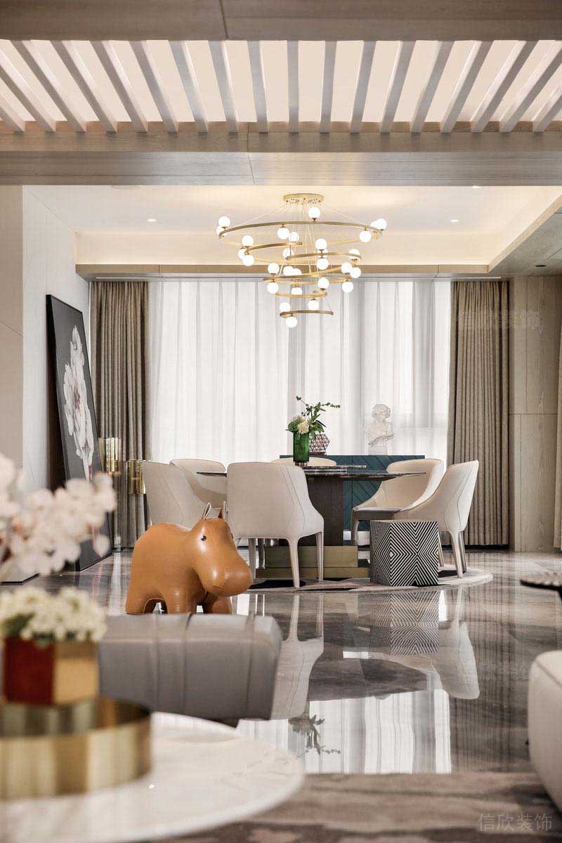 現(xiàn)代風(fēng)格木方假梁吊頂設(shè)計(jì)