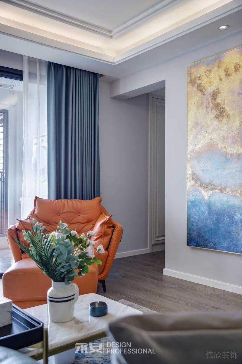 現(xiàn)代客廳疊級(jí)吊頂設(shè)計(jì)