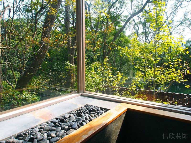 現(xiàn)代清新風(fēng)家居陽(yáng)臺(tái)景觀