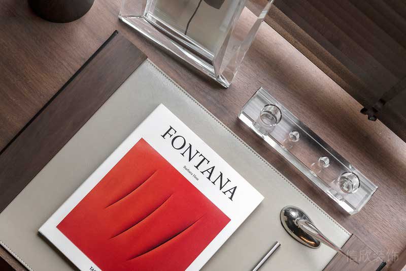 深圳南山區現代輕奢住宅新房裝修書房藝術擺件 深圳南山區現代輕奢住宅新房裝修書房藝術擺件