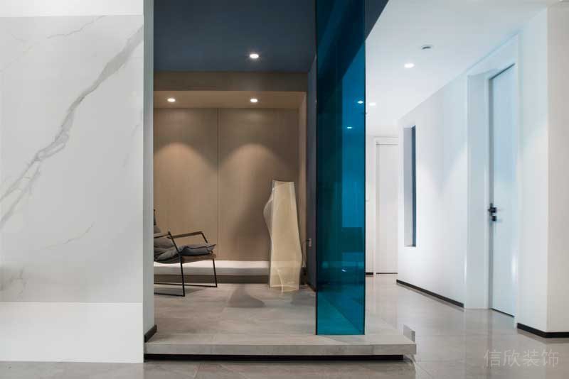 大理石地臺裝修會議室總裁辦公室藍(lán)色玻璃創(chuàng)意設(shè)計