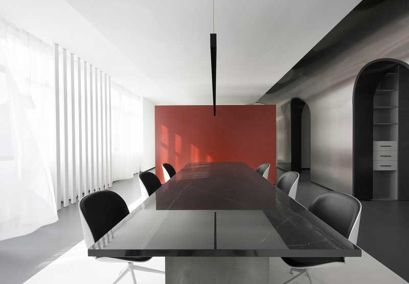 深圳寶安黑白色調辦公室會議室裝修 深圳寶安黑白色調辦公室會議室裝修