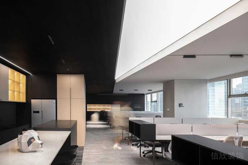 深圳南山前?，F代風格辦公室裝修設計開發部事務區