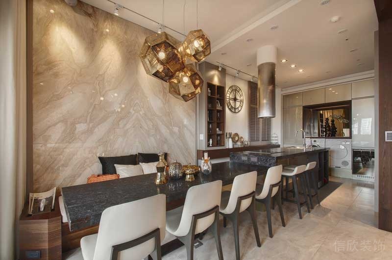 深圳福田區(qū)景田輕奢風(fēng)小戶型裝修設(shè)計(jì)餐桌餐椅