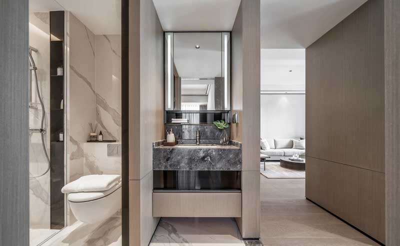 通透的大理石地面配合素雅的木柜 將浴室的雅致發(fā)揮的淋漓盡致, 細(xì)節(jié)上采用干濕分離的設(shè)計(jì) 言至穢之處宜常修治,使?jié)嵡逡?工作之余除掉一天的勞累 妙哉 通透的大理石地面配合素雅的木柜 將浴室的雅致發(fā)揮的淋漓盡致, 細(xì)節(jié)上采用干濕分離的設(shè)計(jì) 言至穢之處宜常修治,使?jié)嵡逡?工作之余除掉一天的勞累 妙哉