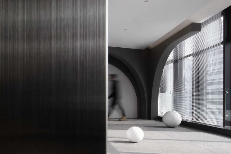 辦公室裝修設(shè)計拱形窗套