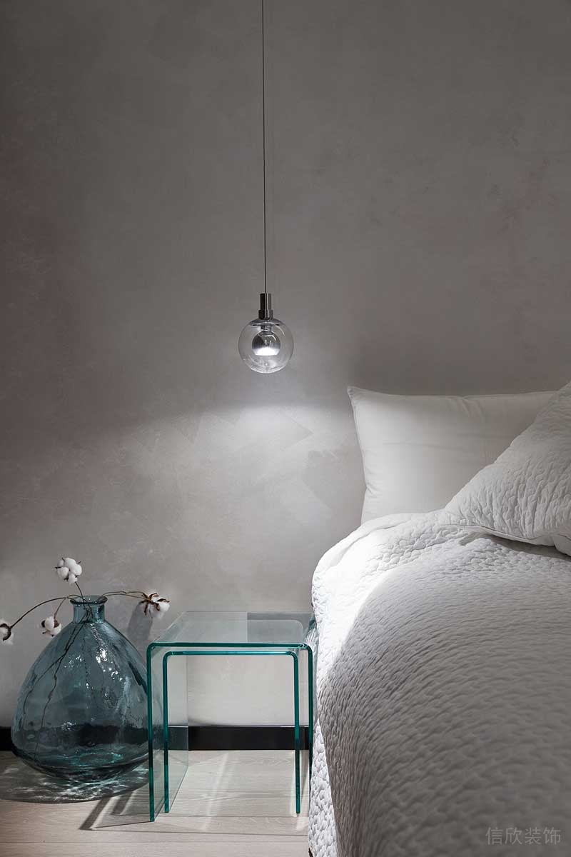 深圳龍崗區(qū)黑白灰極簡風家居裝修竣工實景圖次臥家具 深圳龍崗區(qū)黑白灰極簡風家居裝修竣工實景圖次臥家具