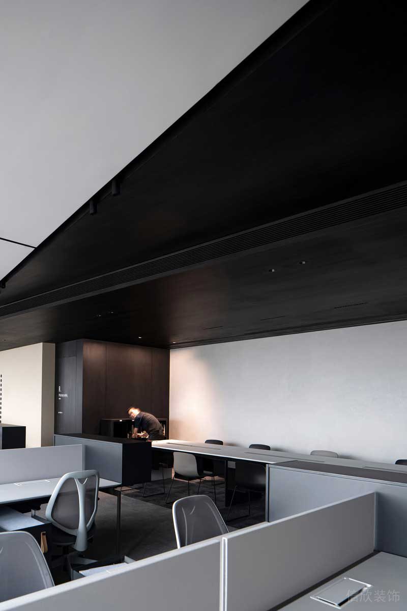 深圳南山前?，F代風格辦公室裝修設計市場部事務區辦公家具