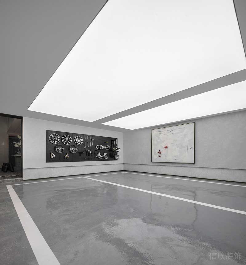 深圳南山區現代輕奢住宅新房裝修車庫 深圳南山區現代輕奢住宅新房裝修車庫