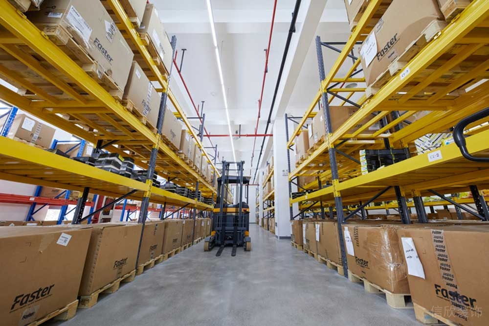 深圳南山區(qū)酷派大廈現(xiàn)代風格辦公室裝修倉庫 深圳南山區(qū)酷派大廈現(xiàn)代風格辦公室裝修倉庫