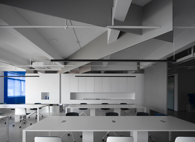 深圳南山區飛亞達科技大廈現代簡約風格辦公室裝修設計開放式辦公區 深圳南山區飛亞達科技大廈現代簡約風格辦公室裝修設計開放式辦公區