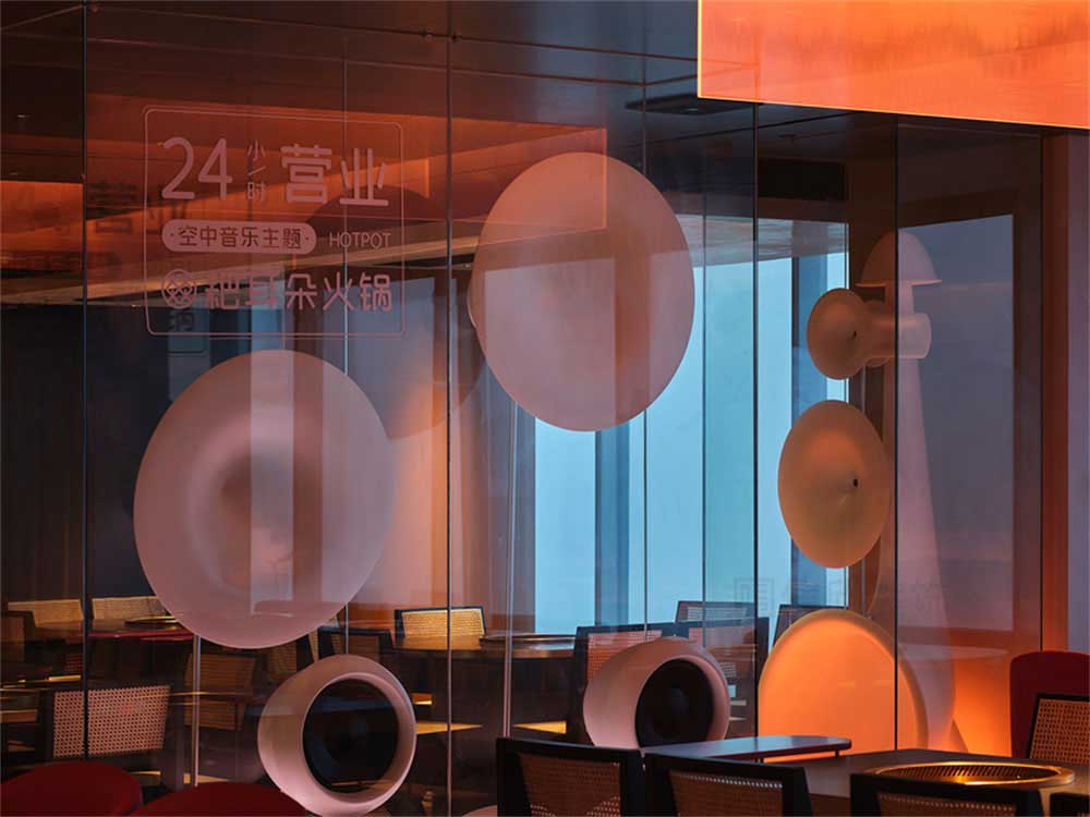 深圳龍崗現(xiàn)代風(fēng)格火鍋店裝修設(shè)計元素概念