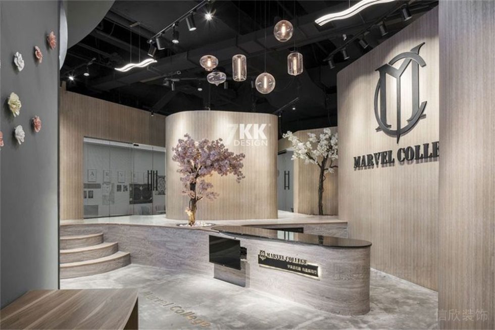 深圳市龍崗區(qū)平湖長(zhǎng)寧教育機(jī)構(gòu)前臺(tái)