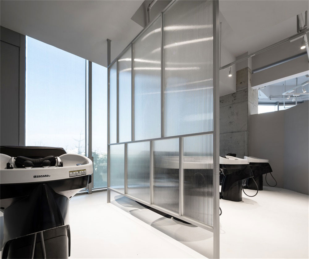 深圳市龍崗區(qū)龍崗中心城wakeup造型培訓(xùn)學(xué)院洗發(fā)區(qū) 深圳市龍崗區(qū)龍崗中心城wakeup造型培訓(xùn)學(xué)院洗發(fā)區(qū)