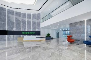 深圳市龍華區(qū)鴻榮源天俊現(xiàn)代簡約風格辦公室裝修大堂效果圖