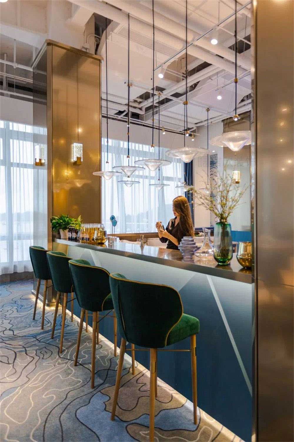 深圳龍崗藍調輕奢風格酒吧裝修設計空間布局 深圳龍崗藍調輕奢風格酒吧裝修設計空間布局