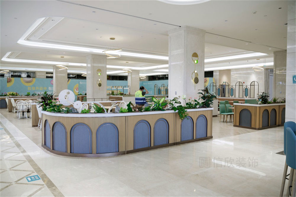 深圳龍華公司輕奢風(fēng)員工餐廳裝修設(shè)計(jì)地面鋪貼 深圳龍華公司輕奢風(fēng)員工餐廳裝修設(shè)計(jì)地面鋪貼