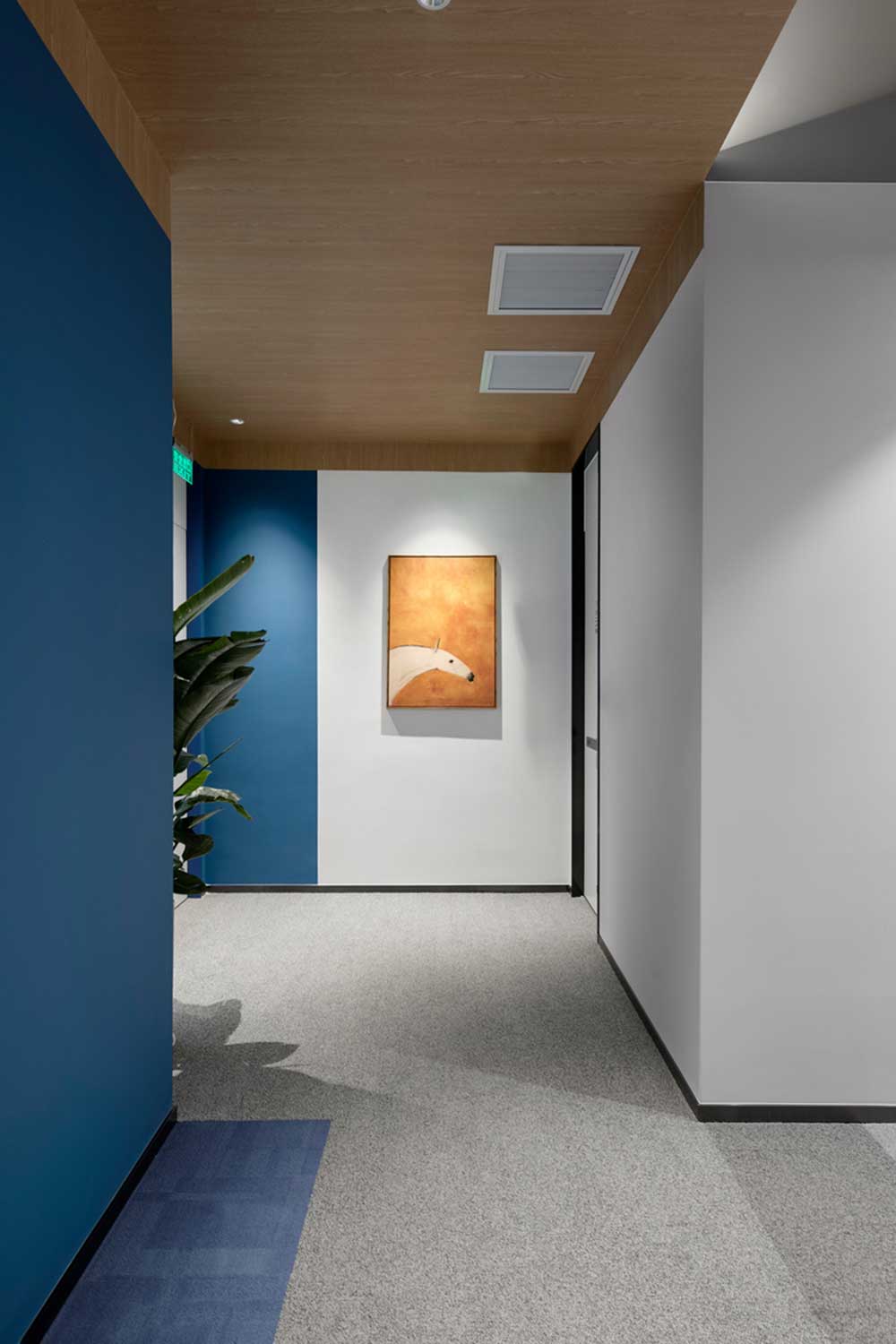 深圳龍華區(qū)華僑城北站壹號(hào)現(xiàn)代風(fēng)格辦公室裝修元素概念 深圳龍華區(qū)華僑城北站壹號(hào)現(xiàn)代風(fēng)格辦公室裝修元素概念