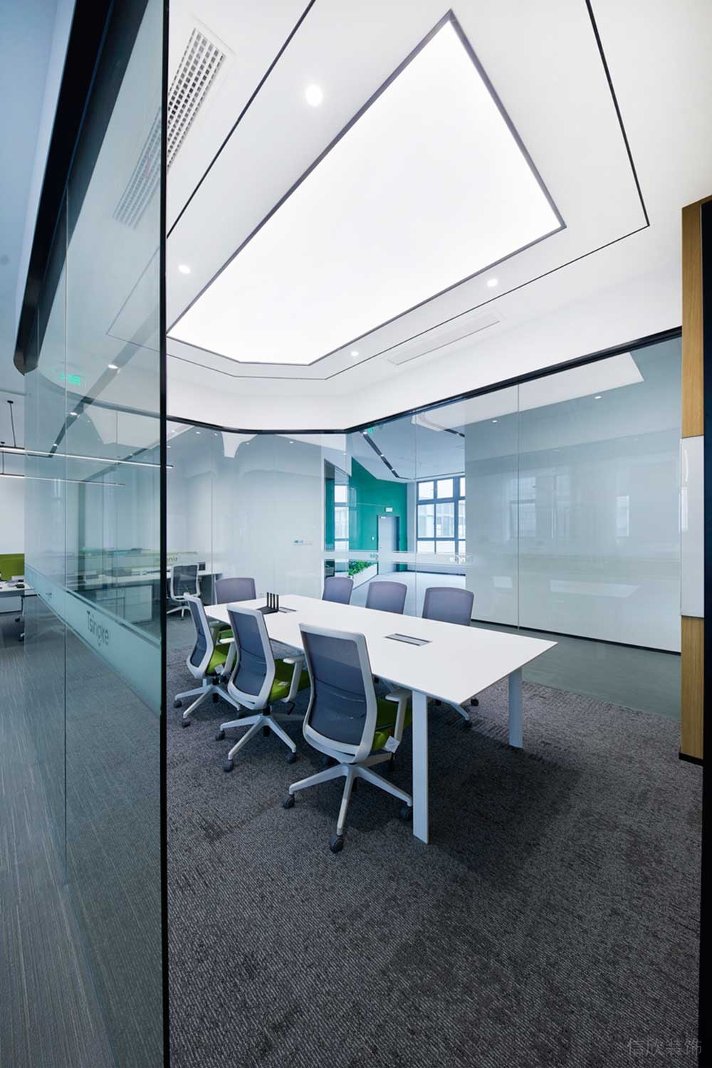 深圳市龍華區鴻榮源天俊現代簡約風格辦公室裝修會議室 深圳市龍華區鴻榮源天俊現代簡約風格辦公室裝修會議室