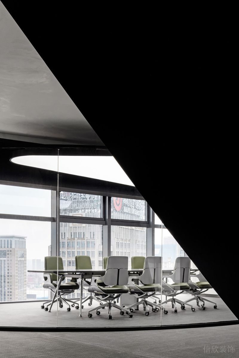 深圳福田卓越城現(xiàn)代風(fēng)格辦公室裝修設(shè)計采光效果 深圳福田卓越城現(xiàn)代風(fēng)格辦公室裝修設(shè)計采光效果