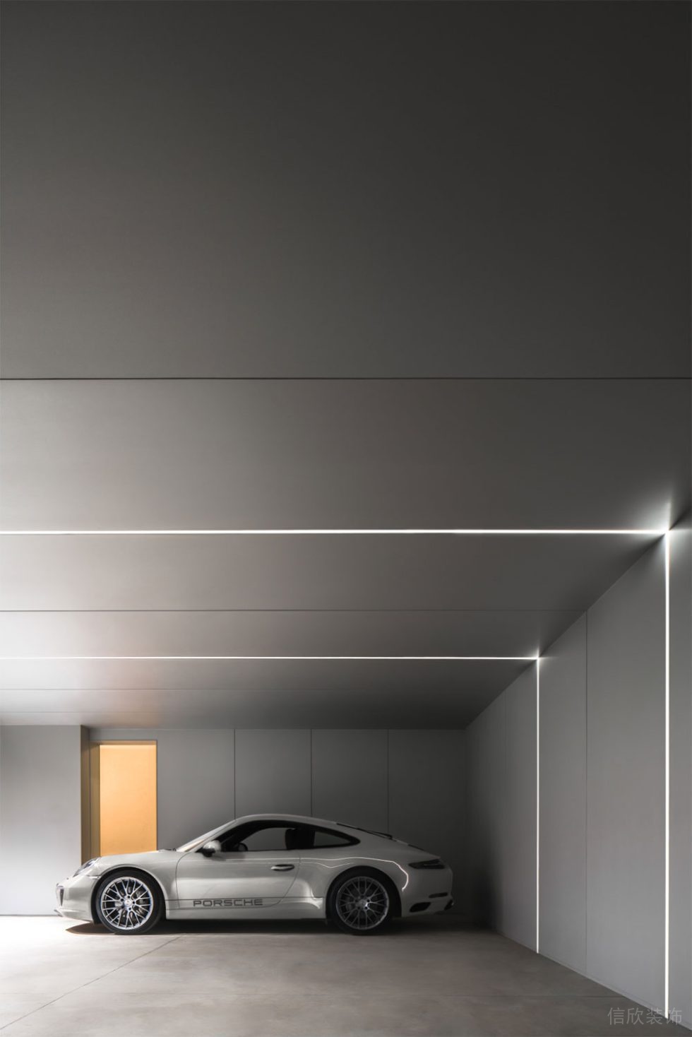 現(xiàn)代風(fēng)格商務(wù)辦公場(chǎng)所車(chē)庫(kù)裝修圖