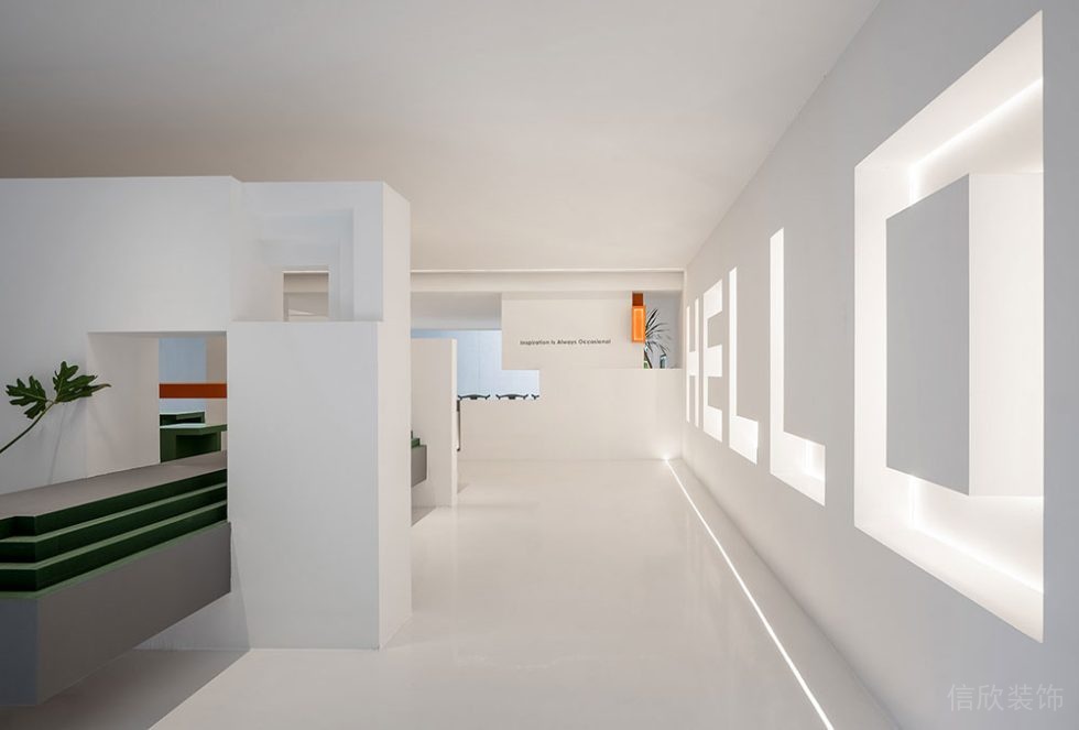 現(xiàn)代風格商務辦公空間藝術(shù)走廊裝修圖