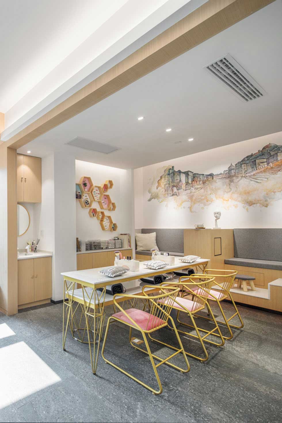 深圳羅湖美容店美甲區裝修設計 深圳羅湖美容店美甲區裝修設計