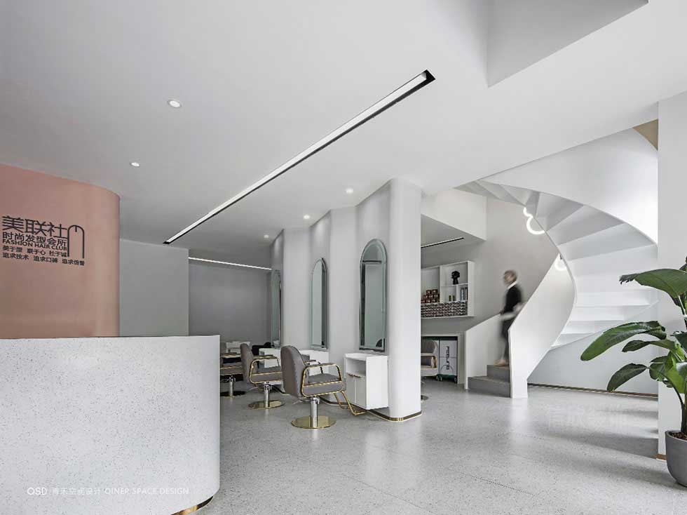 深圳羅湖時(shí)尚發(fā)型會(huì)所裝修剪發(fā)區(qū)實(shí)景案例 深圳羅湖時(shí)尚發(fā)型會(huì)所裝修剪發(fā)區(qū)實(shí)景案例