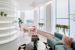 弧線沙發(fā)收納墻柜裝修落地窗戶(hù)玻璃效果圖工作室等候區(qū)裝修