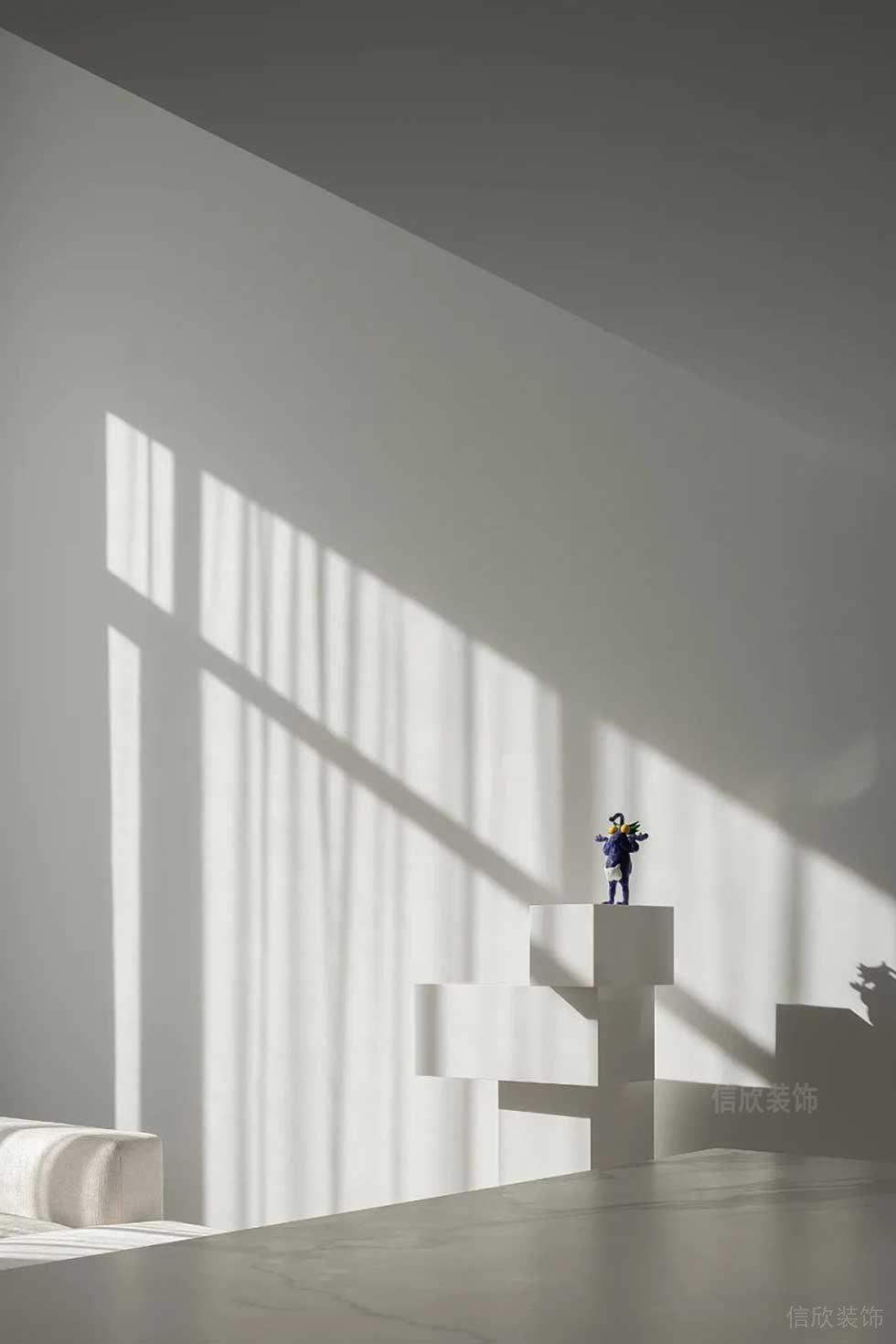 極簡風(fēng)格辦公室休閑區(qū)藝術(shù)陳設(shè)雕塑效果圖