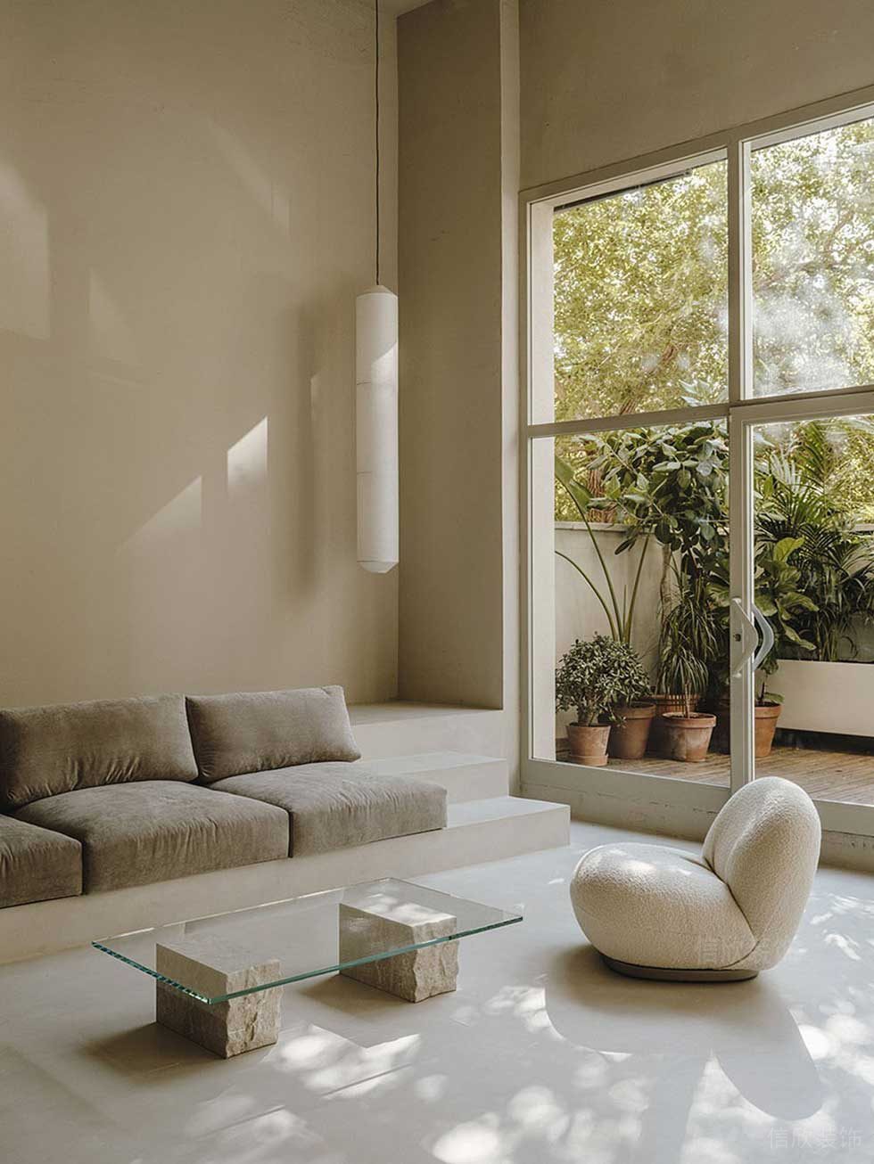 極簡風格企業(yè)辦公室休閑接待廳裝修圖