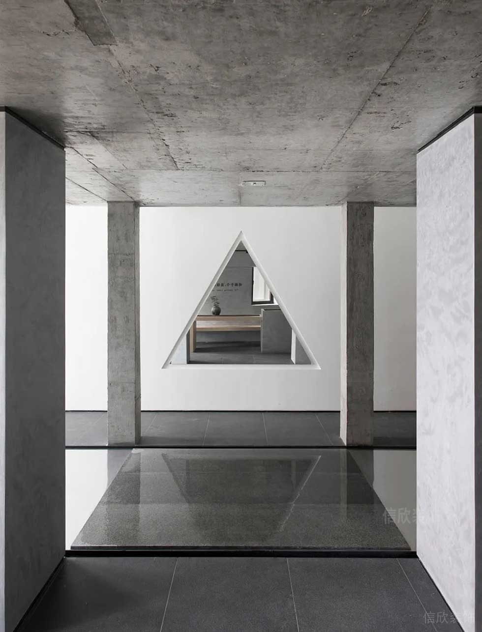 簡約風(fēng)格辦公室走廊異形鏤空背景墻裝修圖